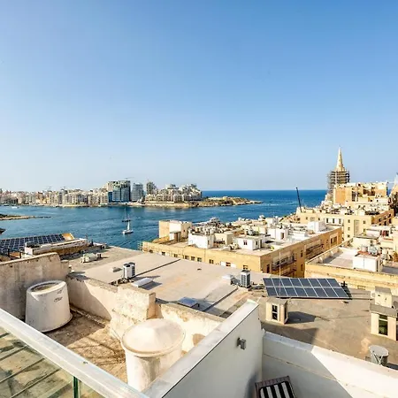 Mesmerising Views For A 2br In The Capital By 360 Estates דירה *