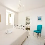 Apartment Deluxe Valletta