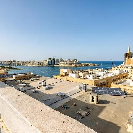 Mesmerising Views For A 2br In The Capital By 360 Estates Appartement